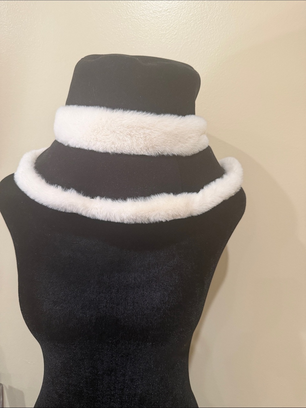 White Faux Fur Collar and Neck Warmer Set